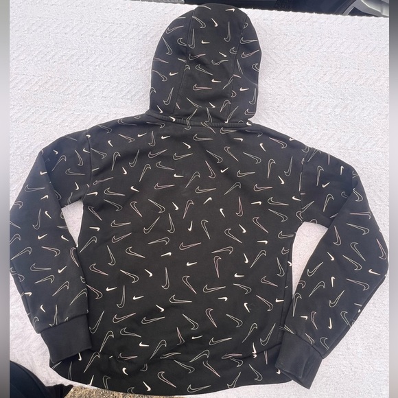Nike Printed Logo Hoodie Sweatshirt, Youth Medium - Picture 4 of 5
